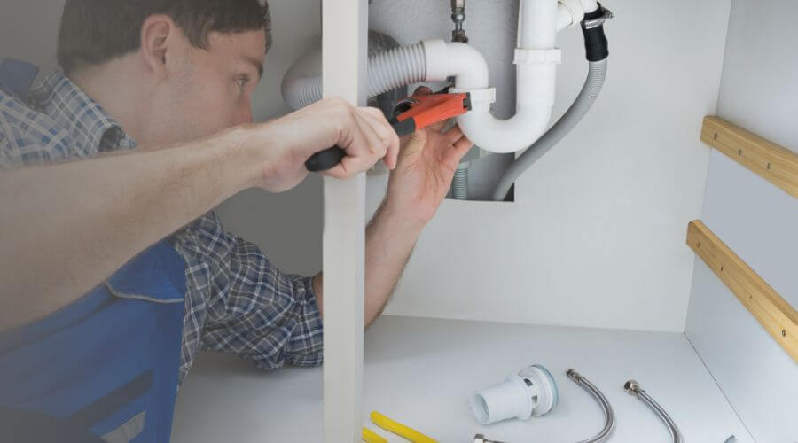 Professional water heater repair in Canoga Park, CA